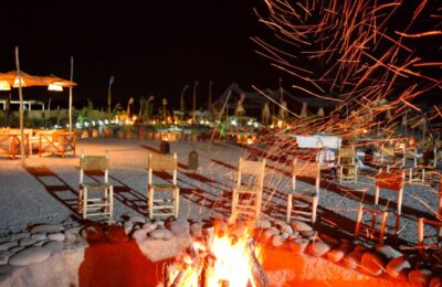 Agafay desert dinner show